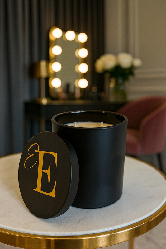 Chic 8 oz Candle